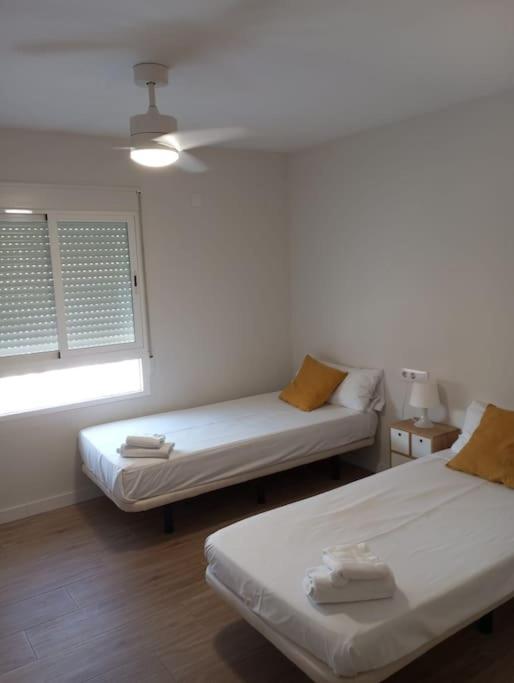 Apartamento Centrico De Diseno En Calle Tres Forques,Valence Extérieur photo